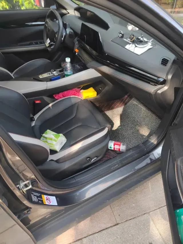 2022 CHANGAN UNI-V thumbnail 4