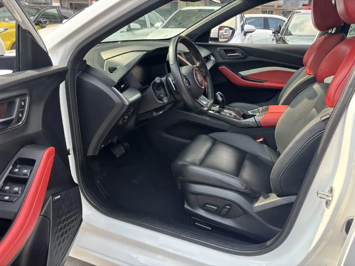 2021 MG 5 1.5T 173HP L4 7DCT,autocango,china used car exporter,china ev exporter,chinese used car exporter,chinese used ev exporter