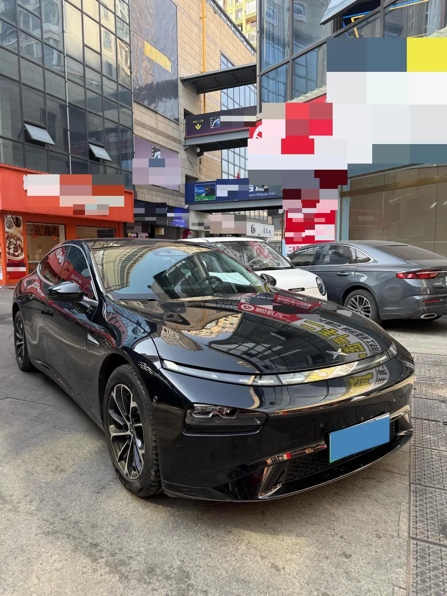 2022 XPENG P7 thumbnail 2