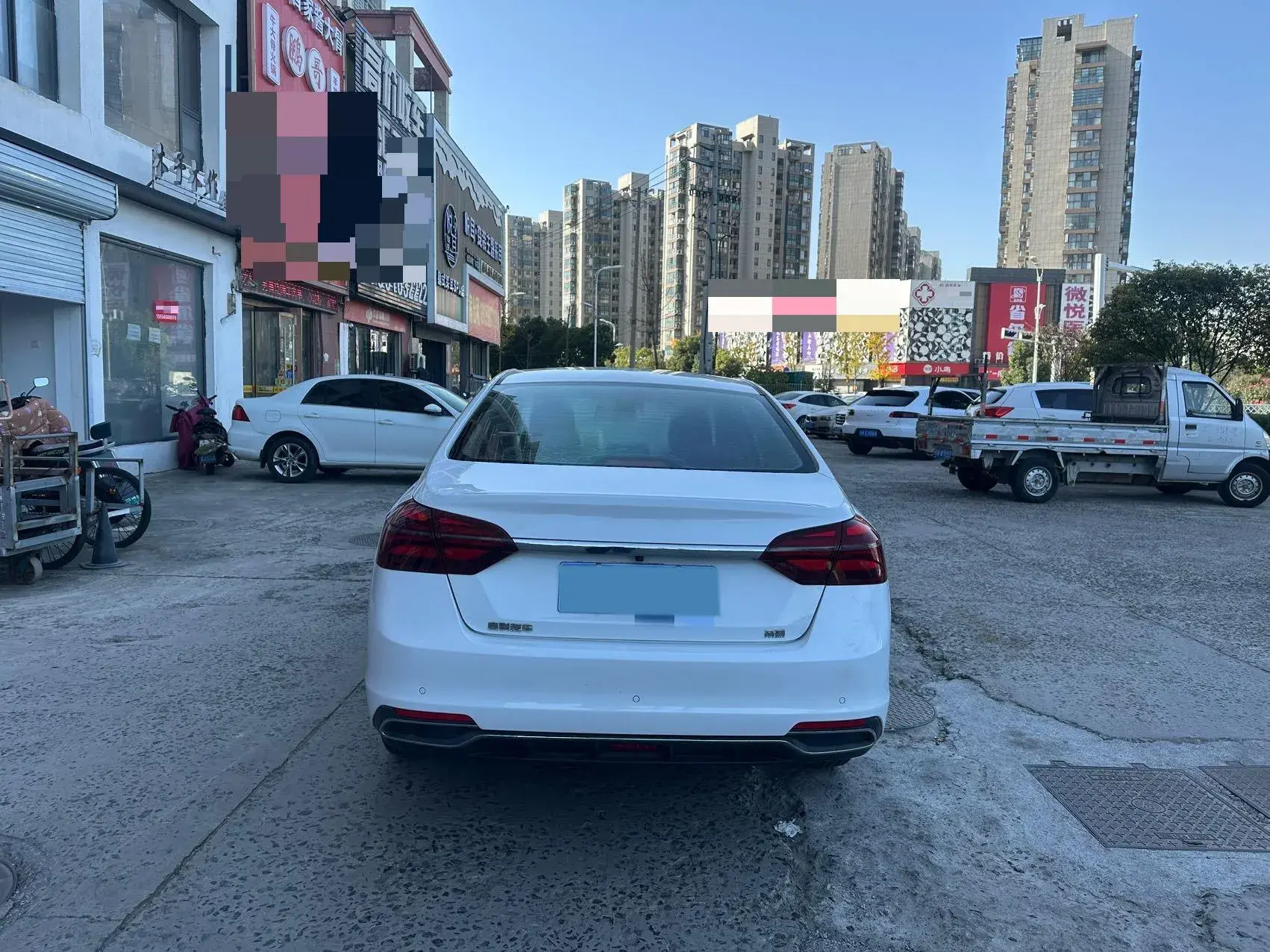 2019 GEELY EMGRAND thumbnail 4