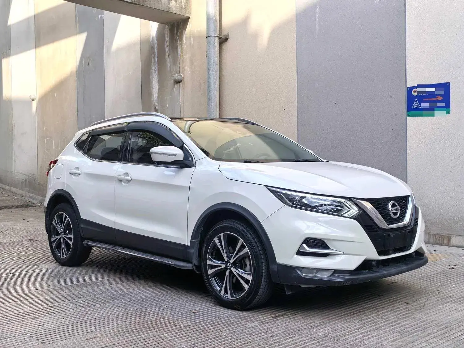 2021 NISSAN QASHQAI thumbnail 4