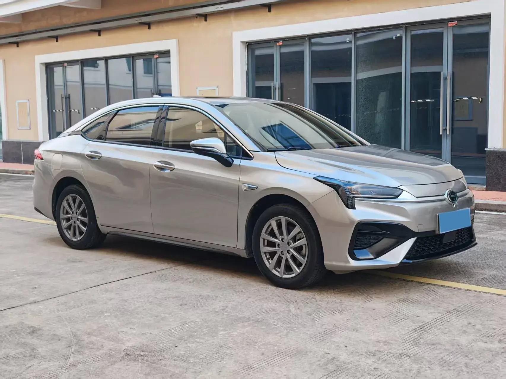 2022 AION S thumbnail 3