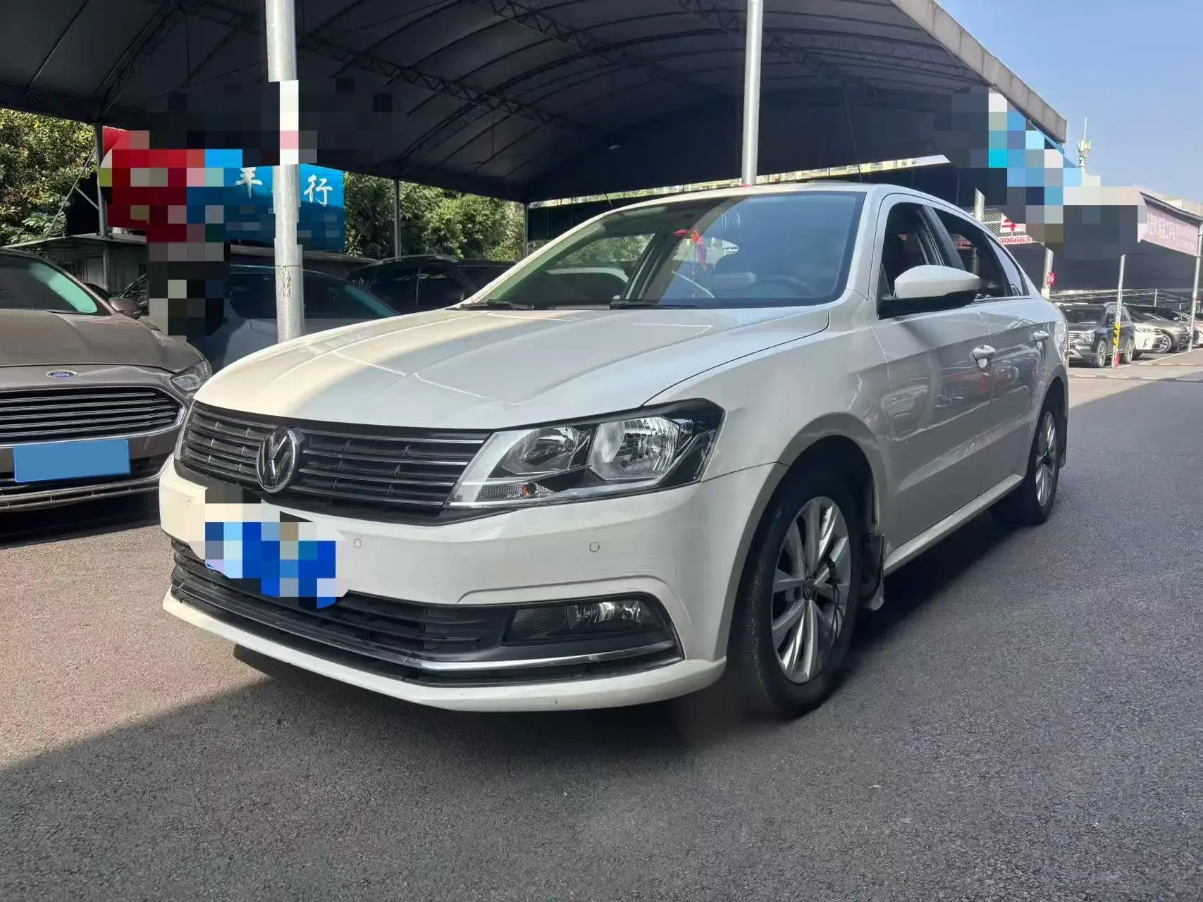 2017 VOLKSWAGEN LAVIDA view 1