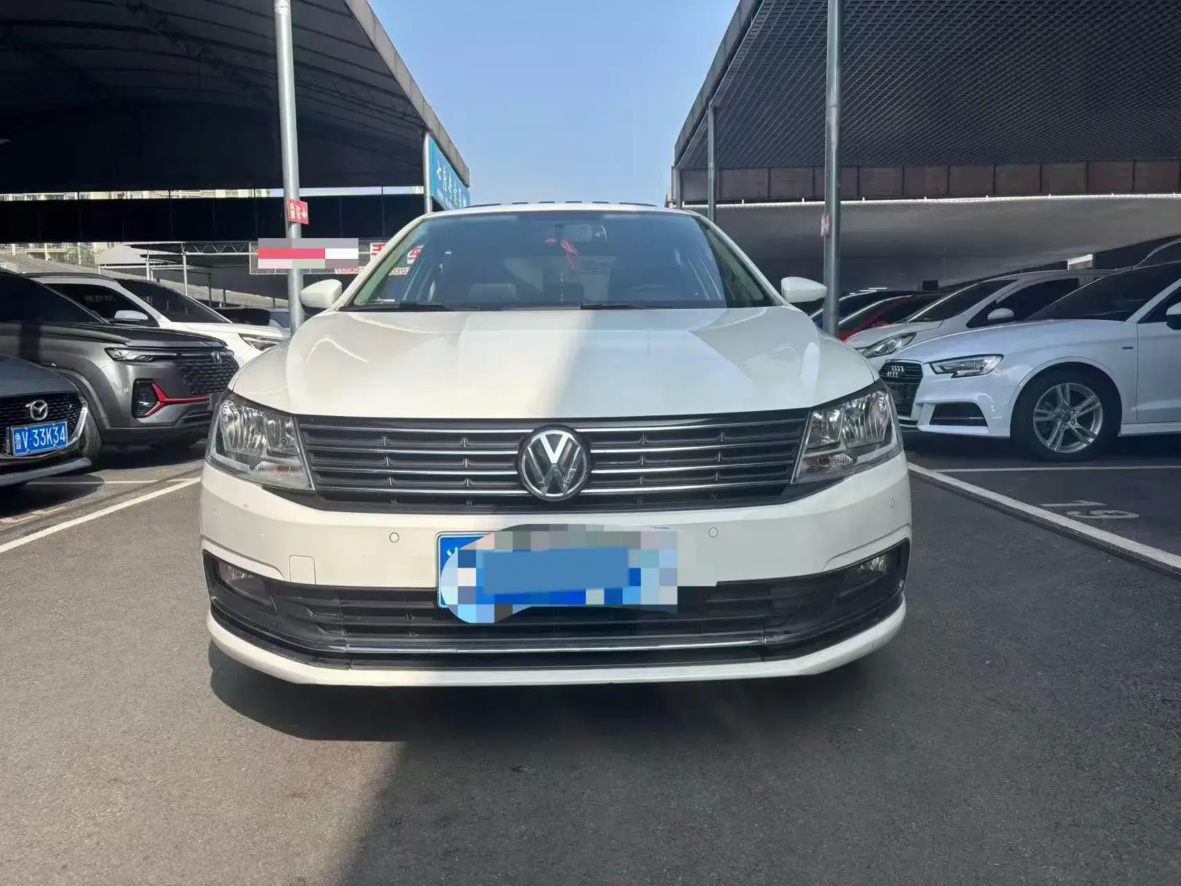 2017 VOLKSWAGEN LAVIDA thumbnail 2