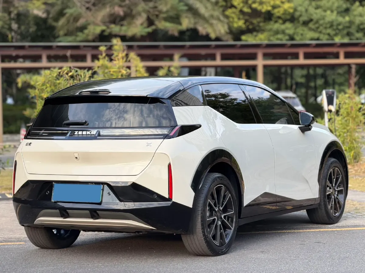 2024 Zeekr X BEV 66KWH,autocango,china used car exporter,china ev exporter,chinese used car exporter,chinese used ev exporter