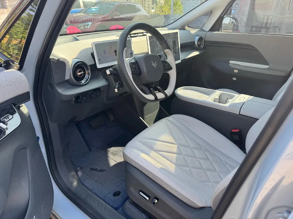 2023 ARCFOX KAOLA BEV 58.8KWH,autocango,china used car exporter,china ev exporter,chinese used car exporter,chinese used ev exporter