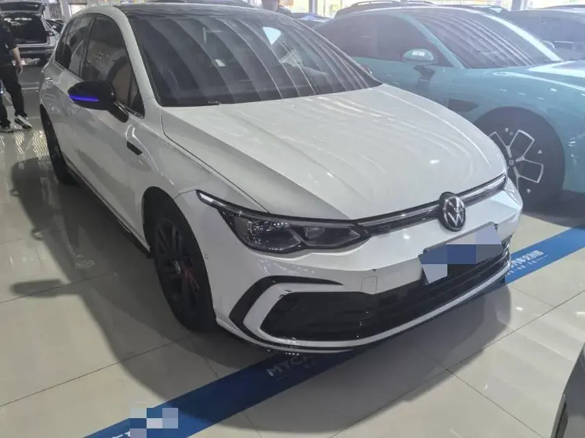 2021 VOLKSWAGEN GOLF thumbnail 2