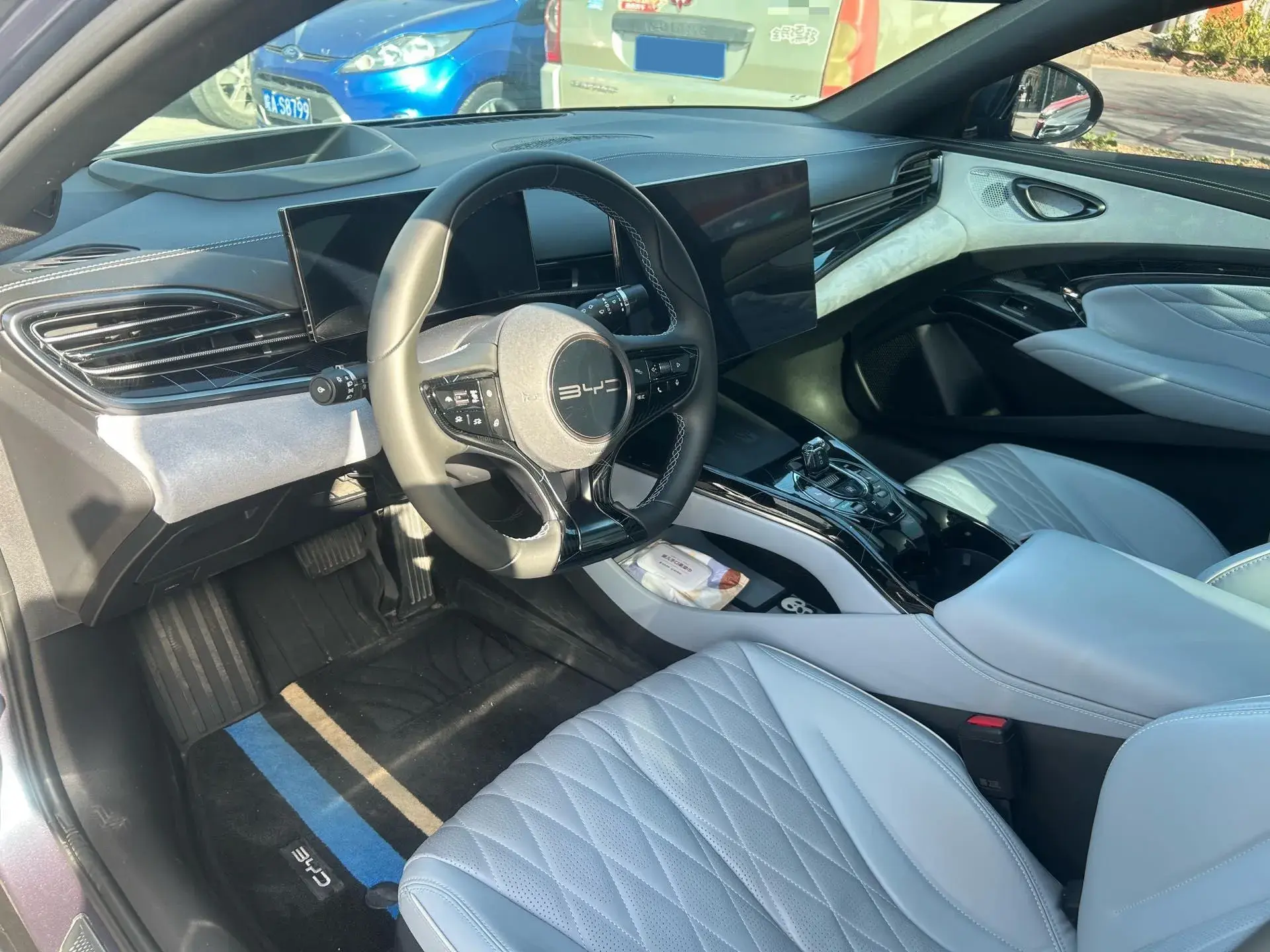 2022 BYD SEAL thumbnail 4