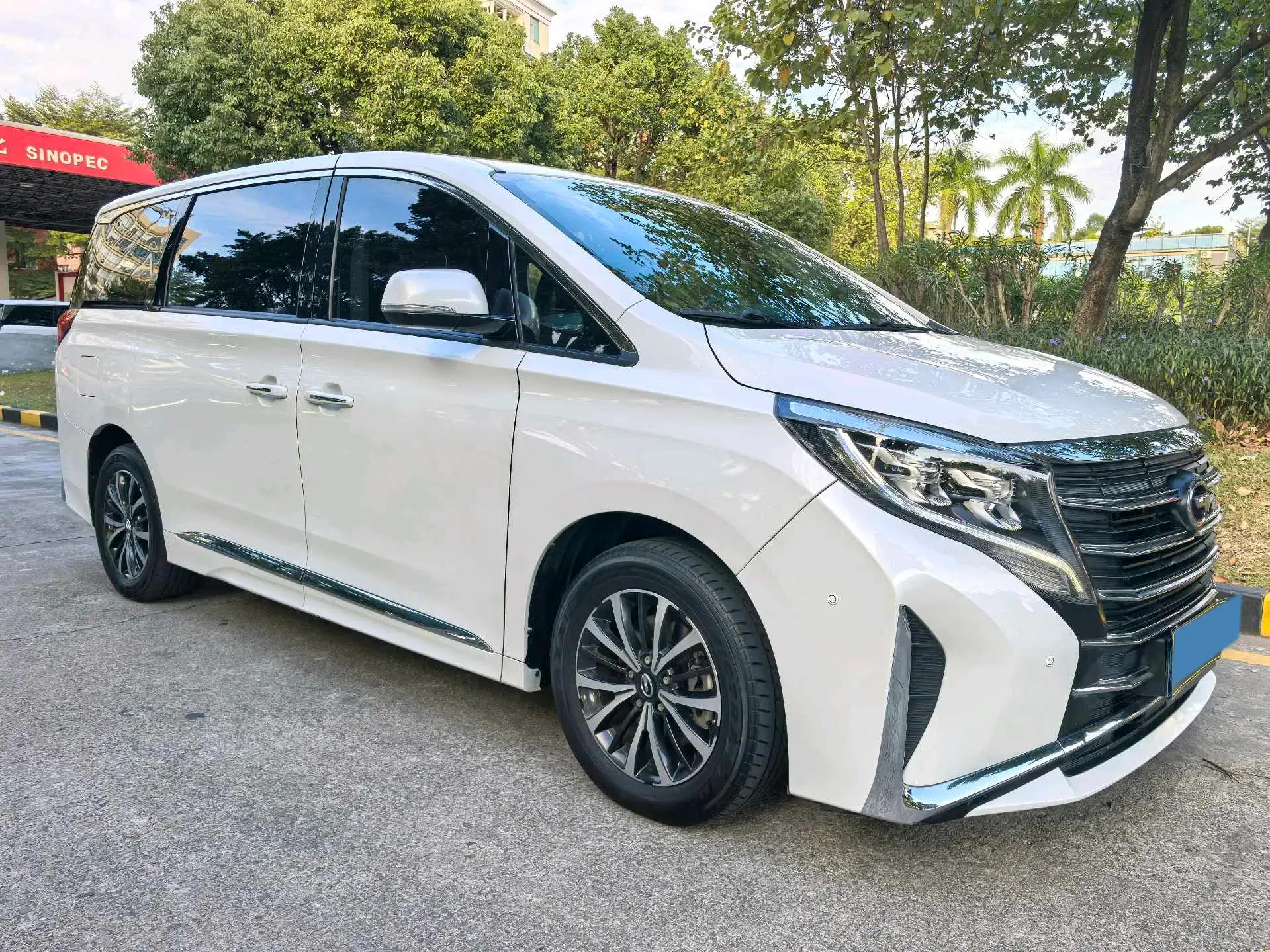 2023 GAC TRUMPCHI thumbnail 3