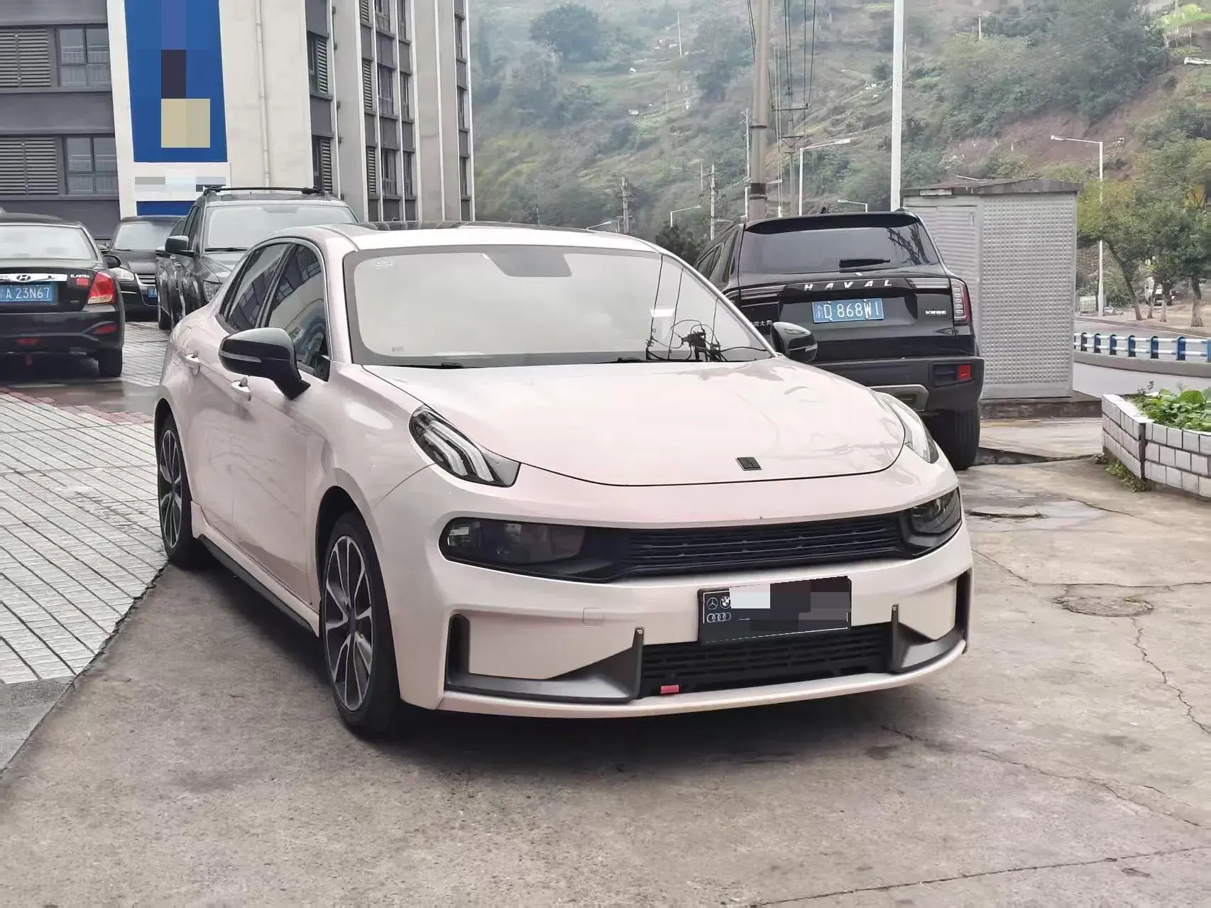 2021 LYNK&CO 03 thumbnail 3