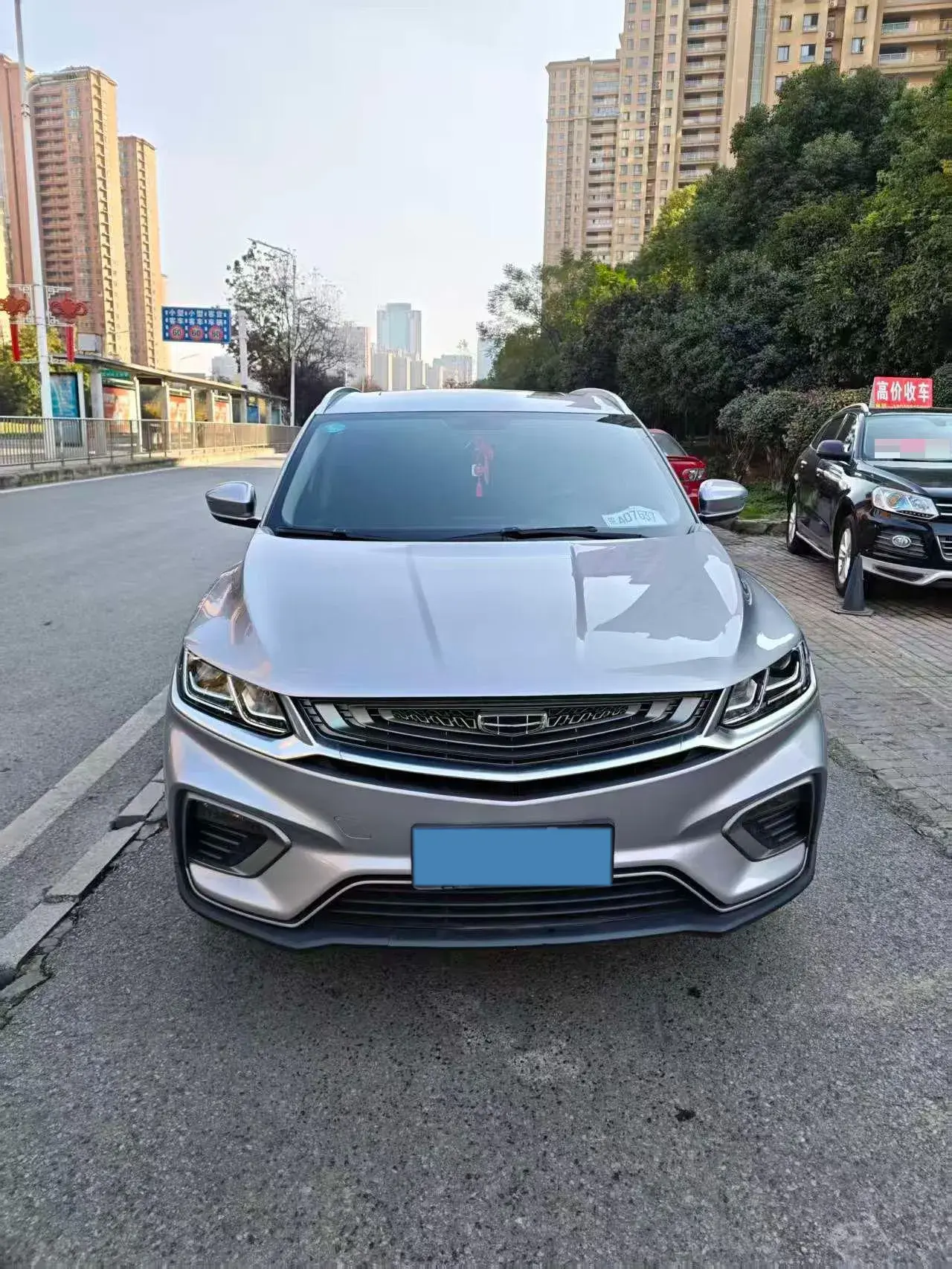 2020 GEELY COOLRAY thumbnail 2