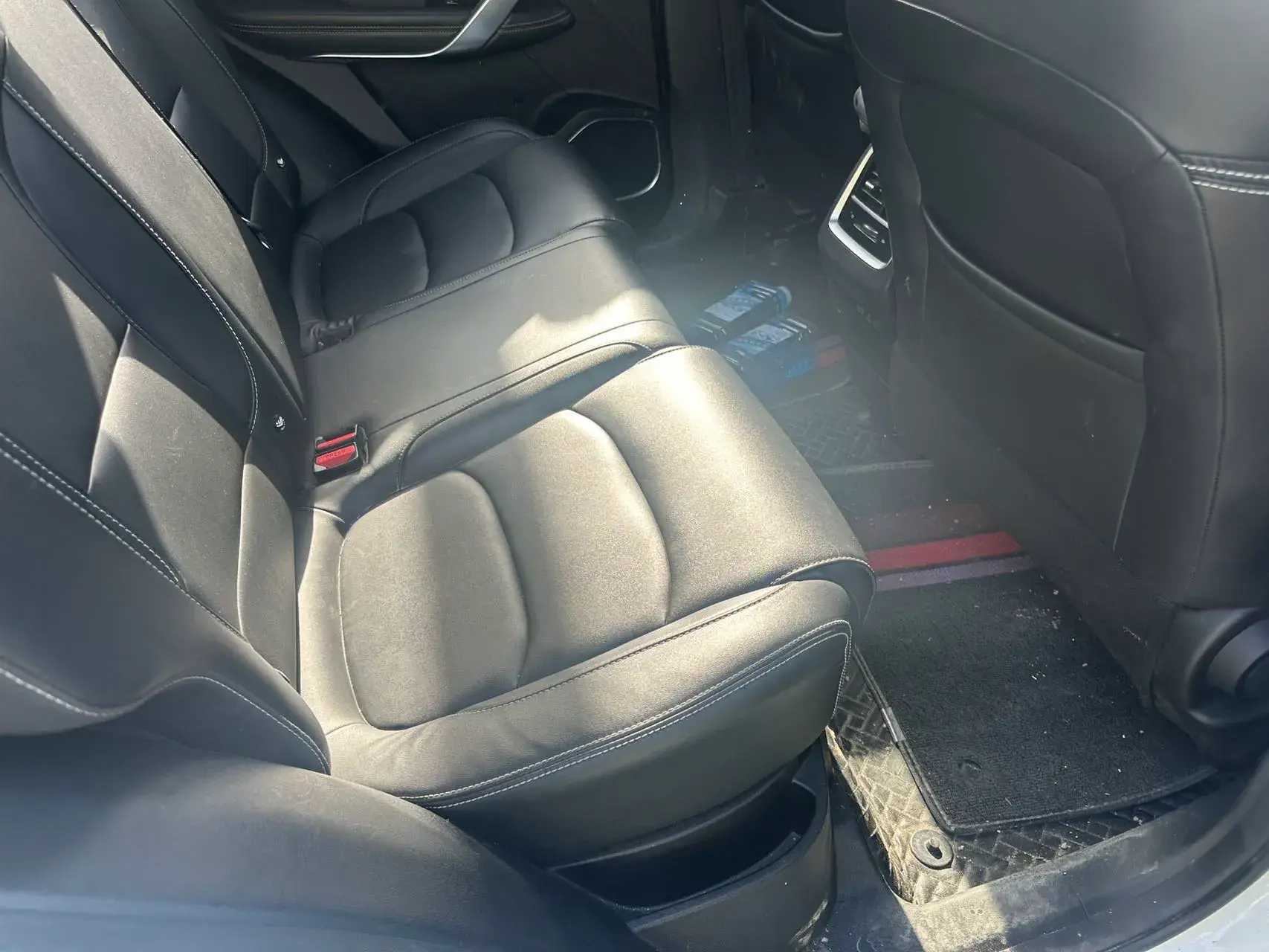 2020 GEELY AZKARRA thumbnail 3