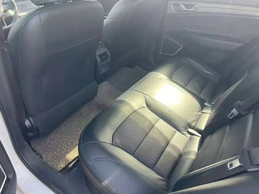 2022 Livan Maple 60s BEV 51.8KWH,autocango,china used car exporter,china ev exporter,chinese used car exporter,chinese used ev exporter