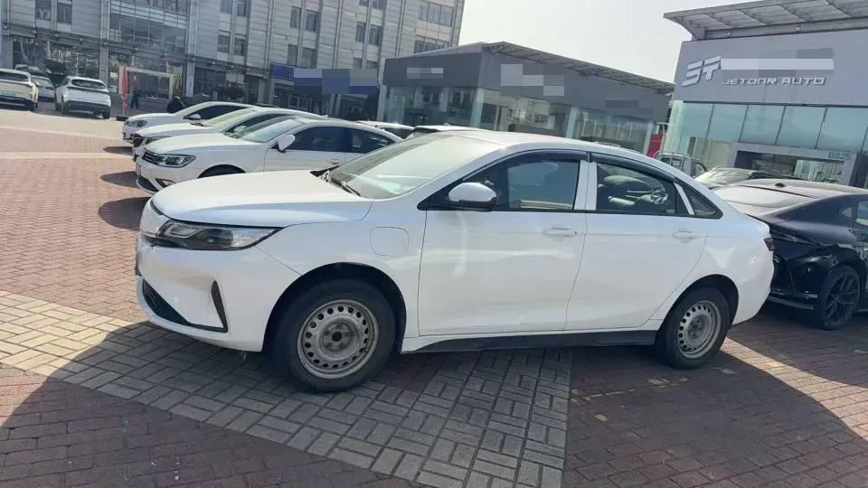 2022 Livan Maple 60s BEV 51.8KWH,autocango,china used car exporter,china ev exporter,chinese used car exporter,chinese used ev exporter