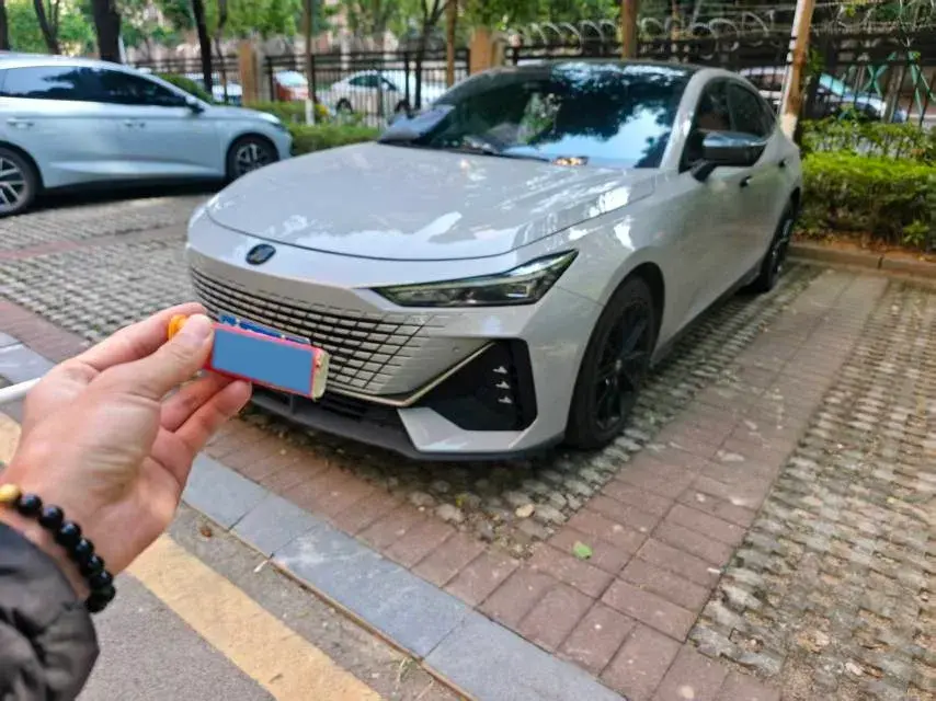 2024 CHANGAN UNI-V view 1