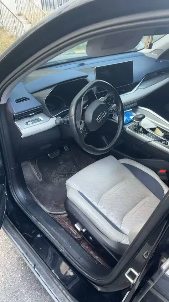 2021 GEELY PREFACE thumbnail 3