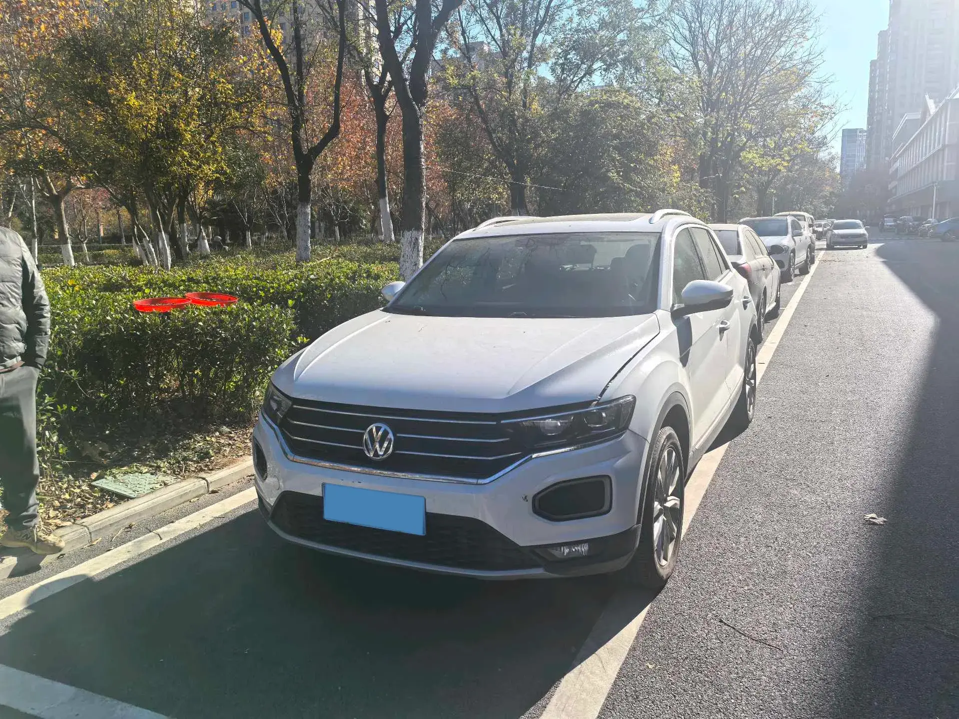 2020 VOLKSWAGEN T-ROC view 1