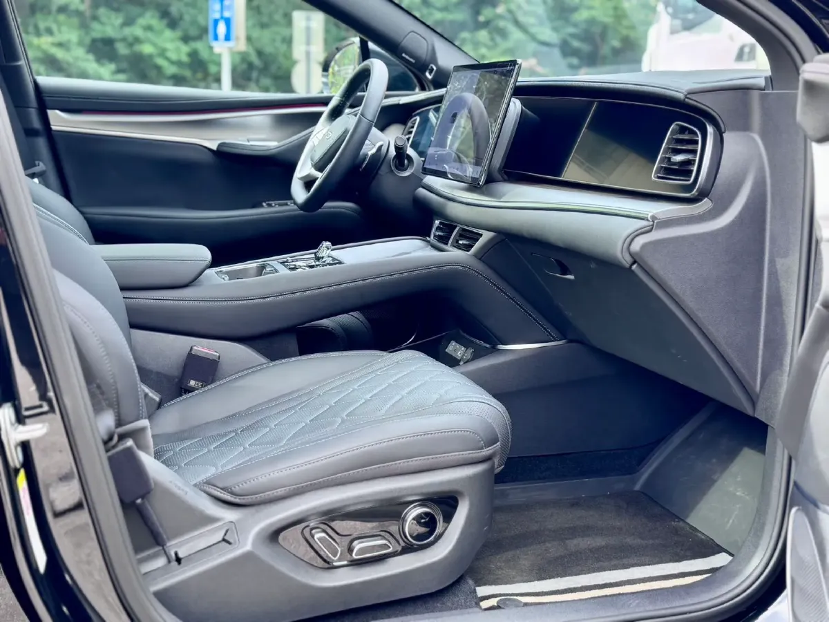 2025 BYD Sea Lion 07 BEV 80.64KWH,autocango,china used car exporter,china ev exporter,chinese used car exporter,chinese used ev exporter