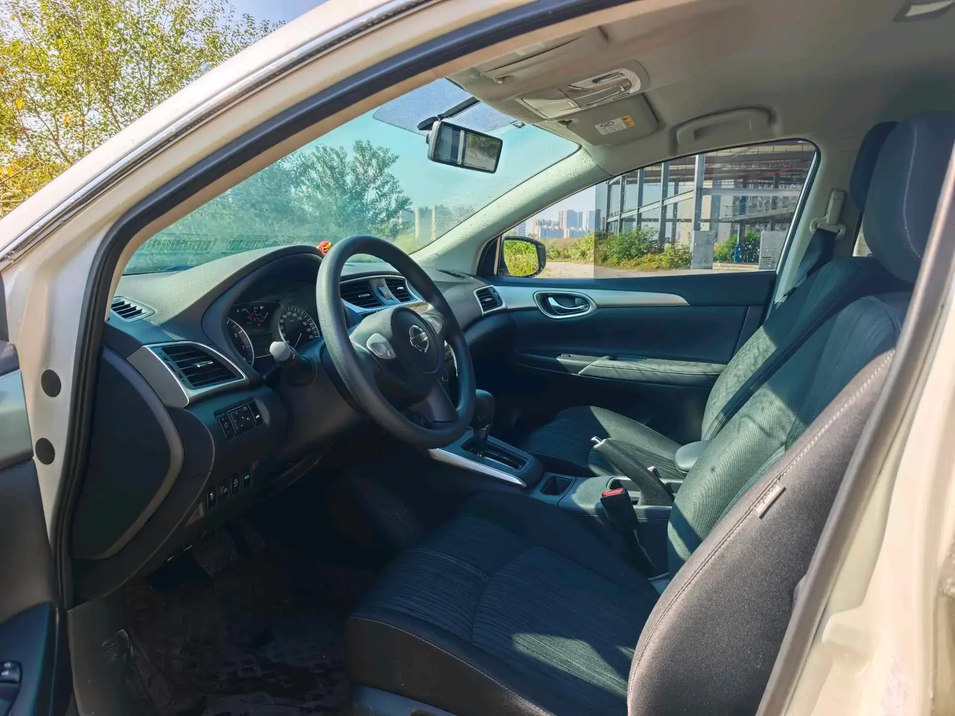 2022 NISSAN SYLPHY thumbnail 4