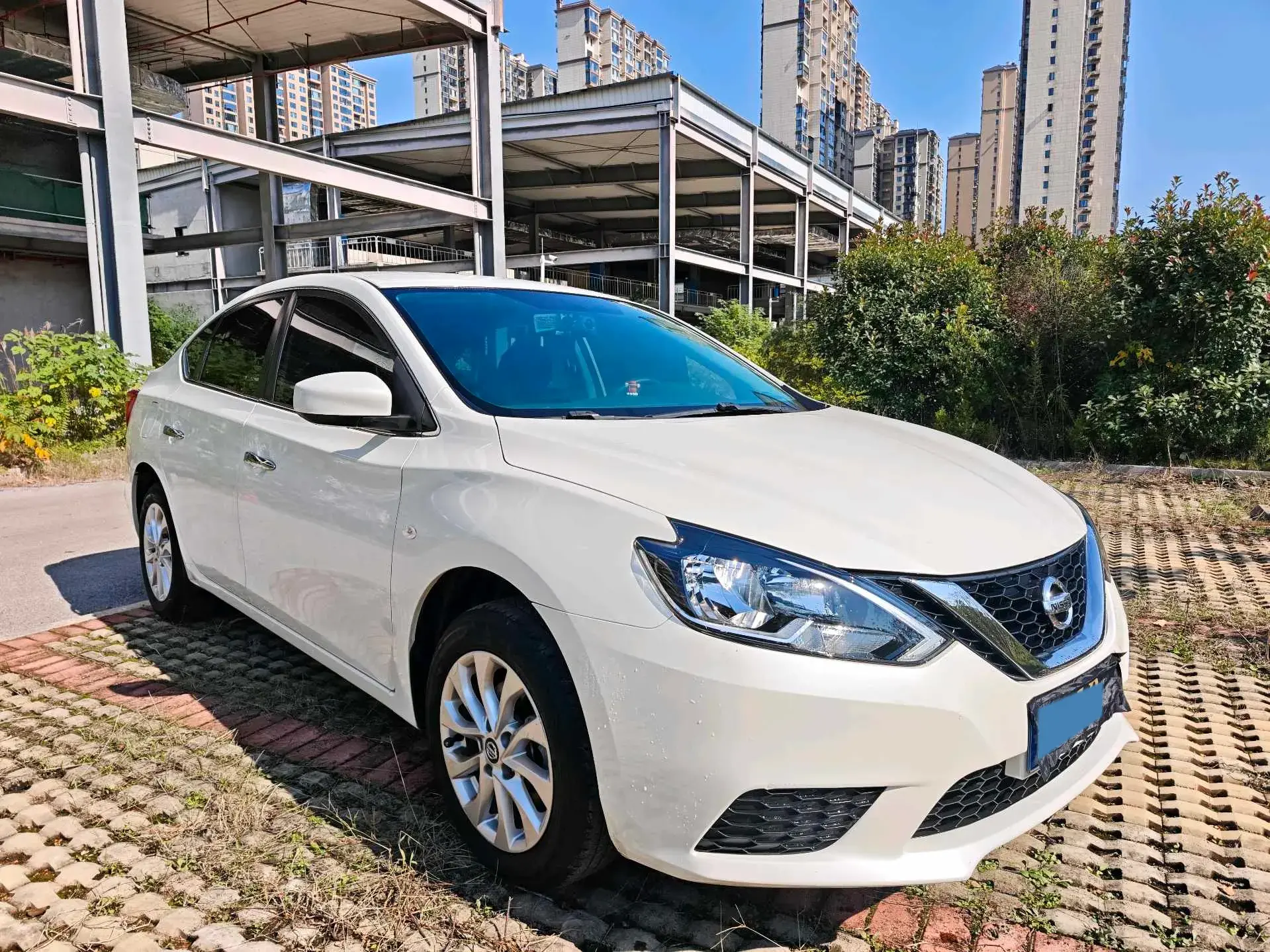 2022 NISSAN SYLPHY thumbnail 3