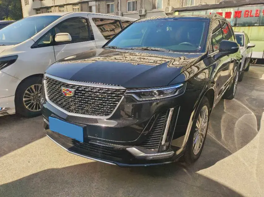2021 CADILLAC XT6 view 1