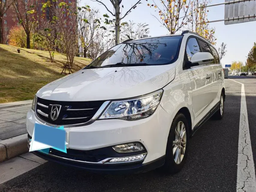 2017 BAOJUN 730 view 1