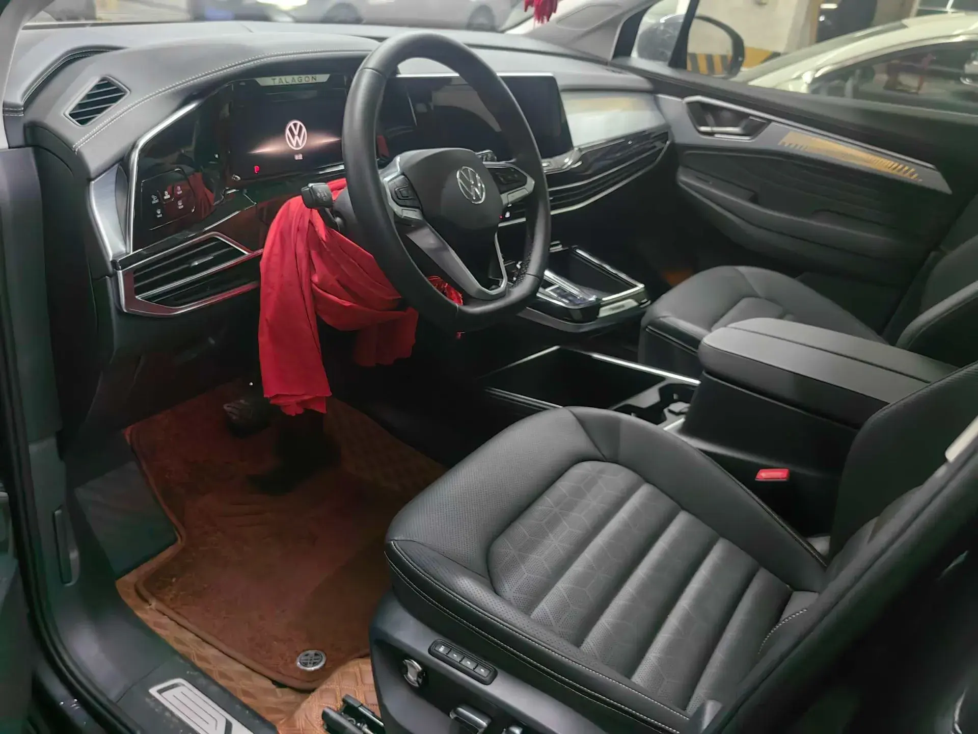 2024 VOLKSWAGEN TALAGON thumbnail 2