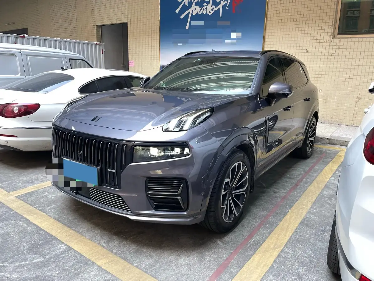 2024 LYNK&CO 09 EM-P 2.0T 254HP L4 3DHT PHEV 40.1KWH