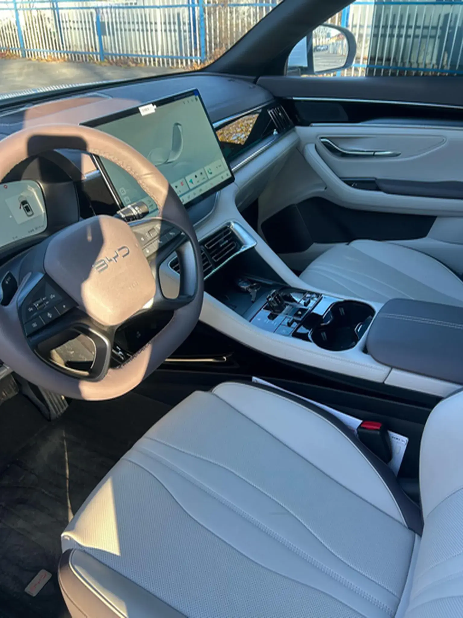 2025 BYD SONG thumbnail 4