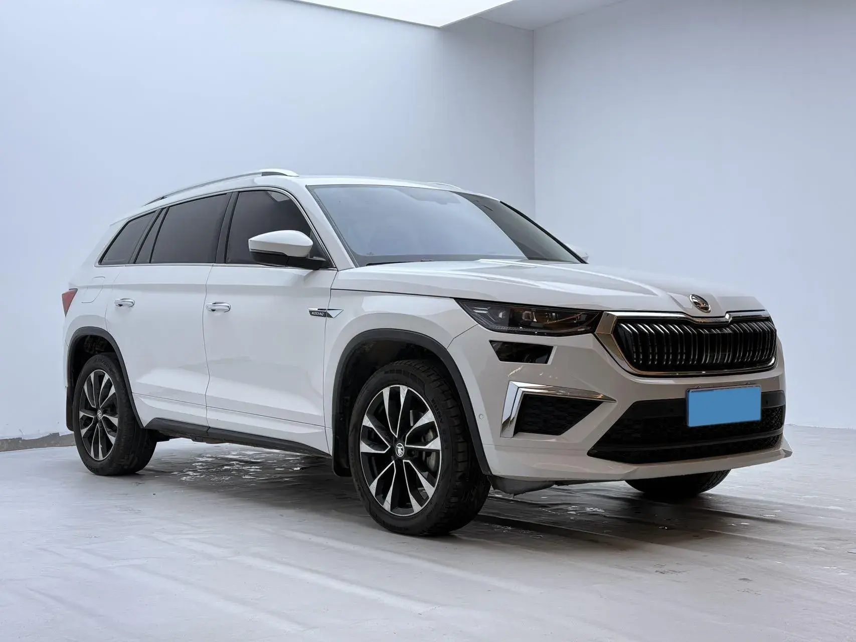 2022 SKODA KODIAK thumbnail 3
