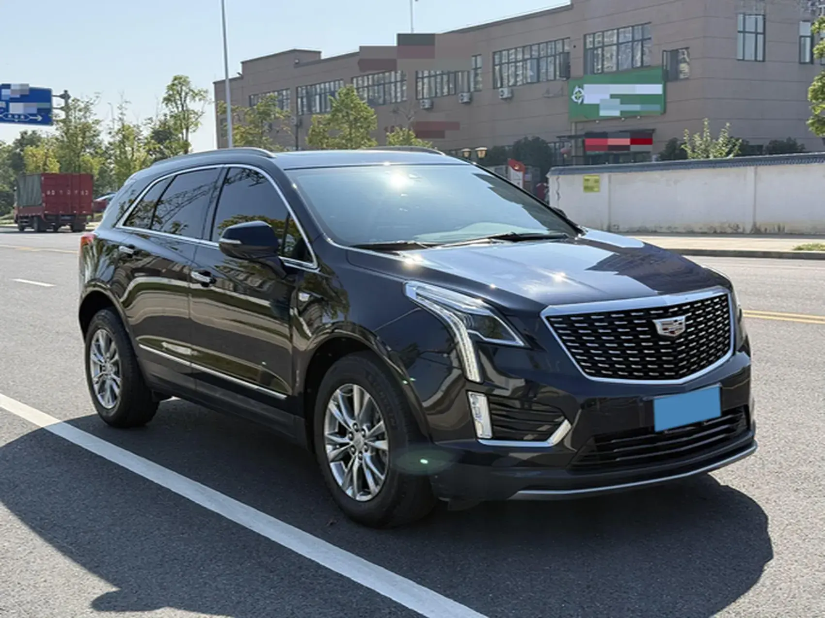 2022 CADILLAC XT5 thumbnail 3