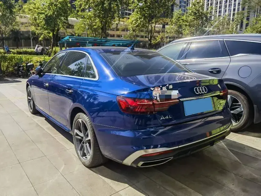 2020 AUDI A4L thumbnail 4