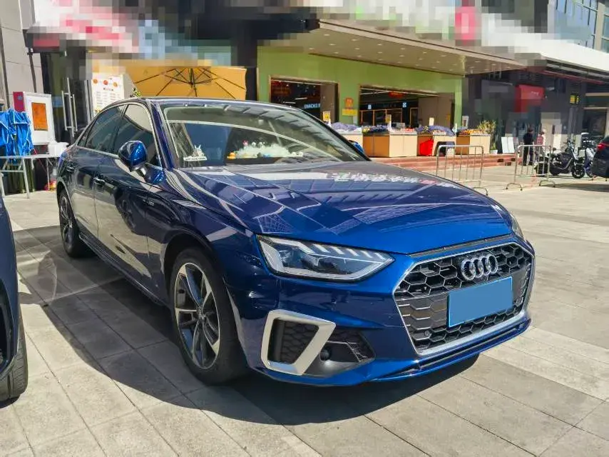 2020 AUDI A4L thumbnail 3