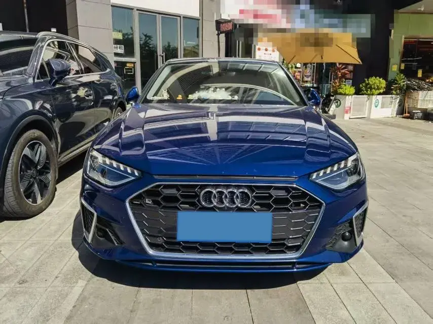 2020 AUDI A4L thumbnail 2