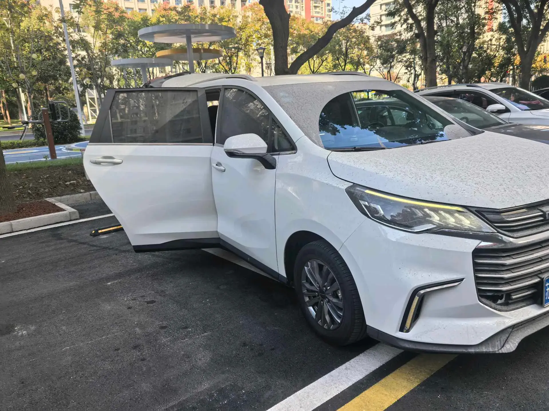 2021 MAXUS G50 thumbnail 2