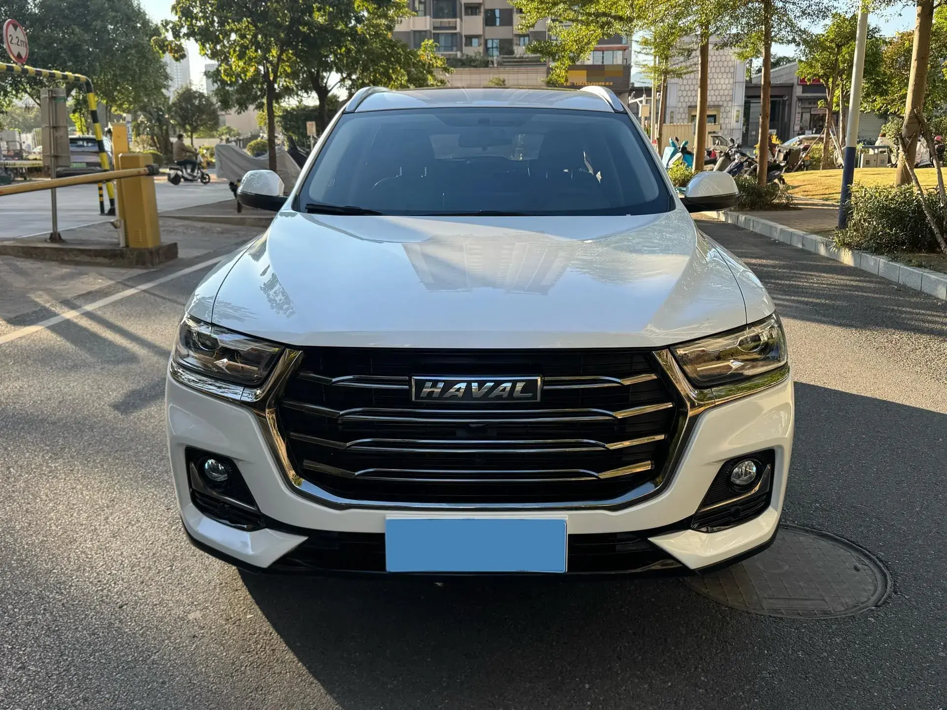 2021 HAVAL H6 thumbnail 2