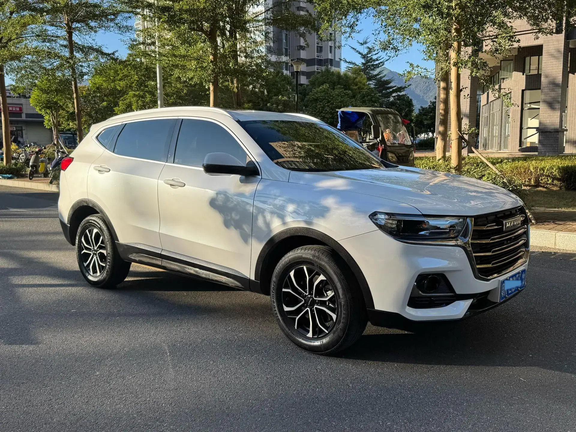 2021 HAVAL H6 thumbnail 3