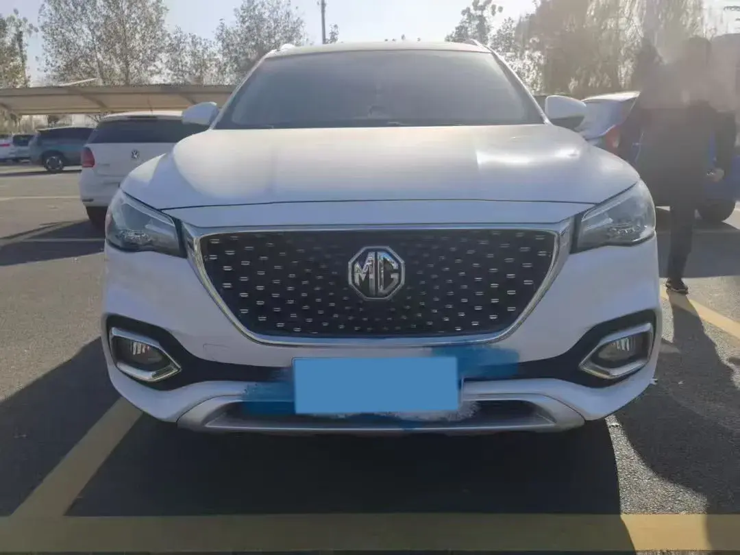 2018 MG HS thumbnail 2