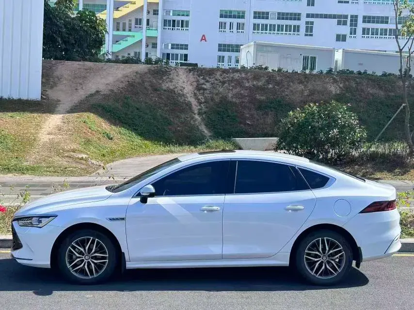 2023 BYD QIN thumbnail 2