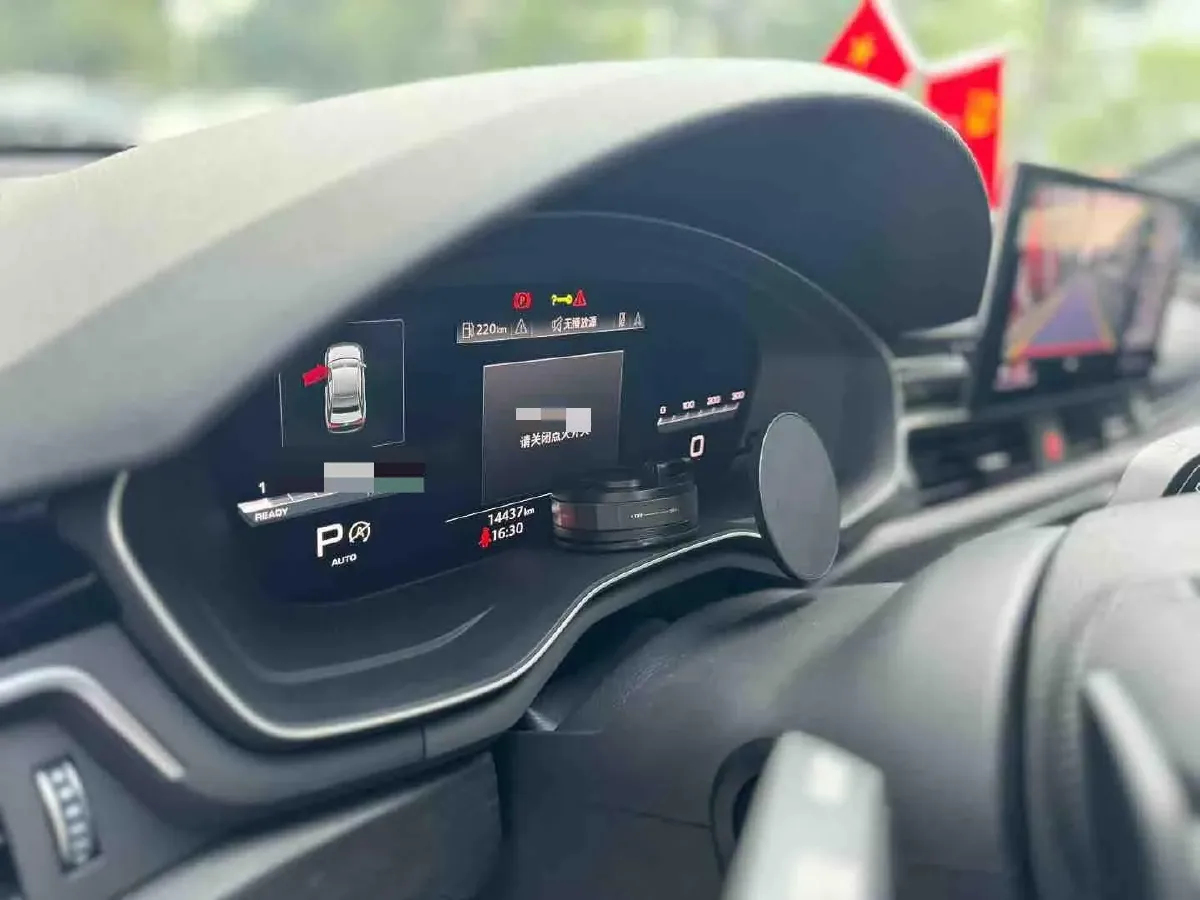 2024 Audi A4L 2.0T 190HP L4 7DCT,autocango,china used car exporter,china ev exporter,chinese used car exporter,chinese used ev exporter