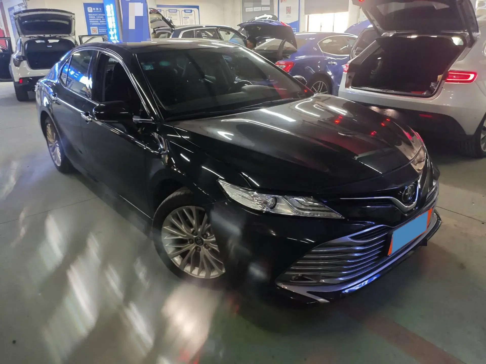 2019 TOYOTA CAMRY thumbnail 2