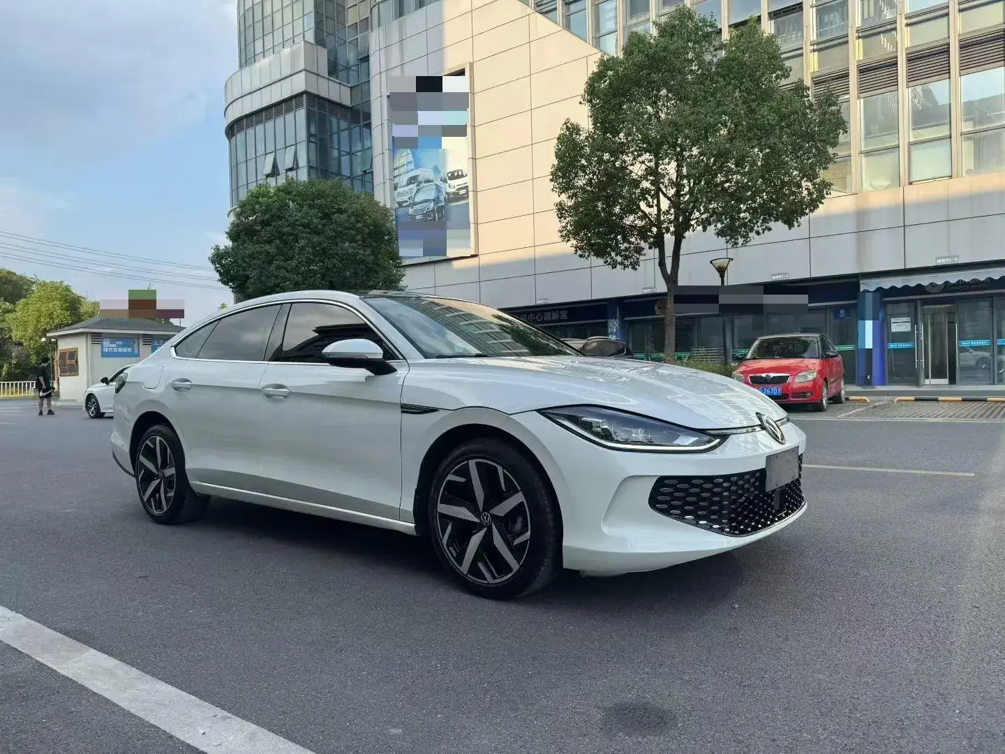 2022 VOLKSWAGEN LAMANDO thumbnail 3