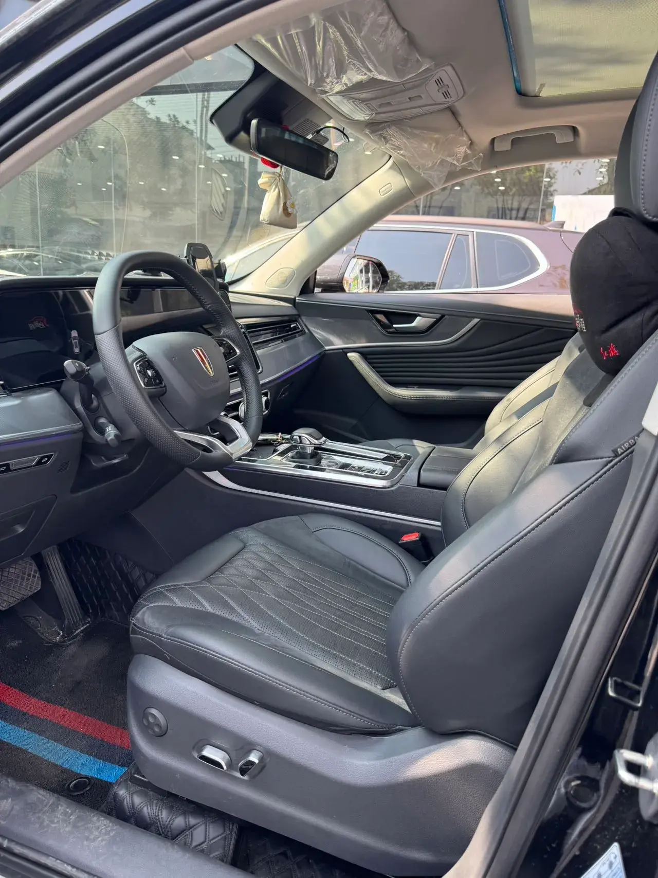 2025 HONGQI HS5 thumbnail 4