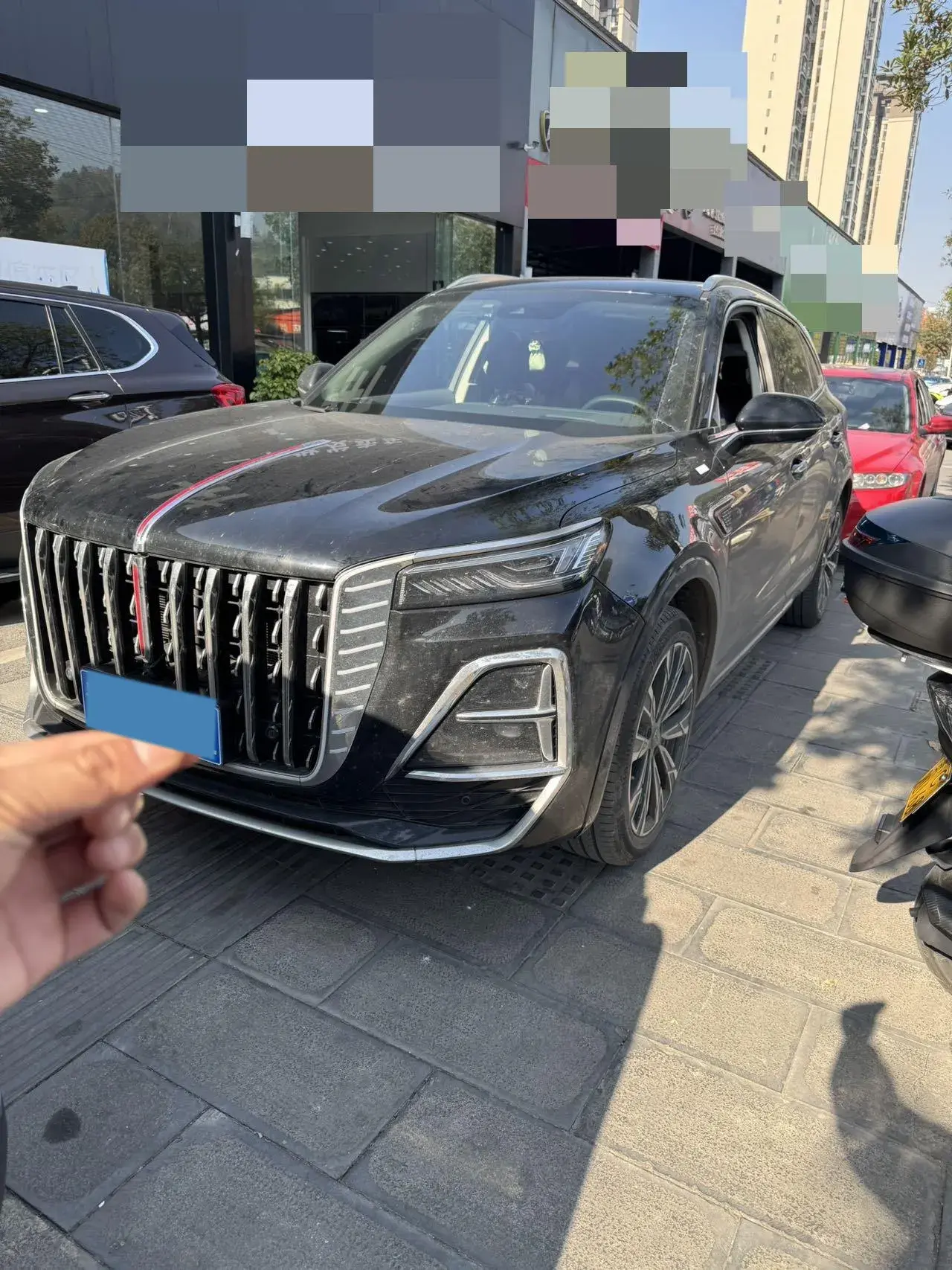 2025 HONGQI HS5 view 1