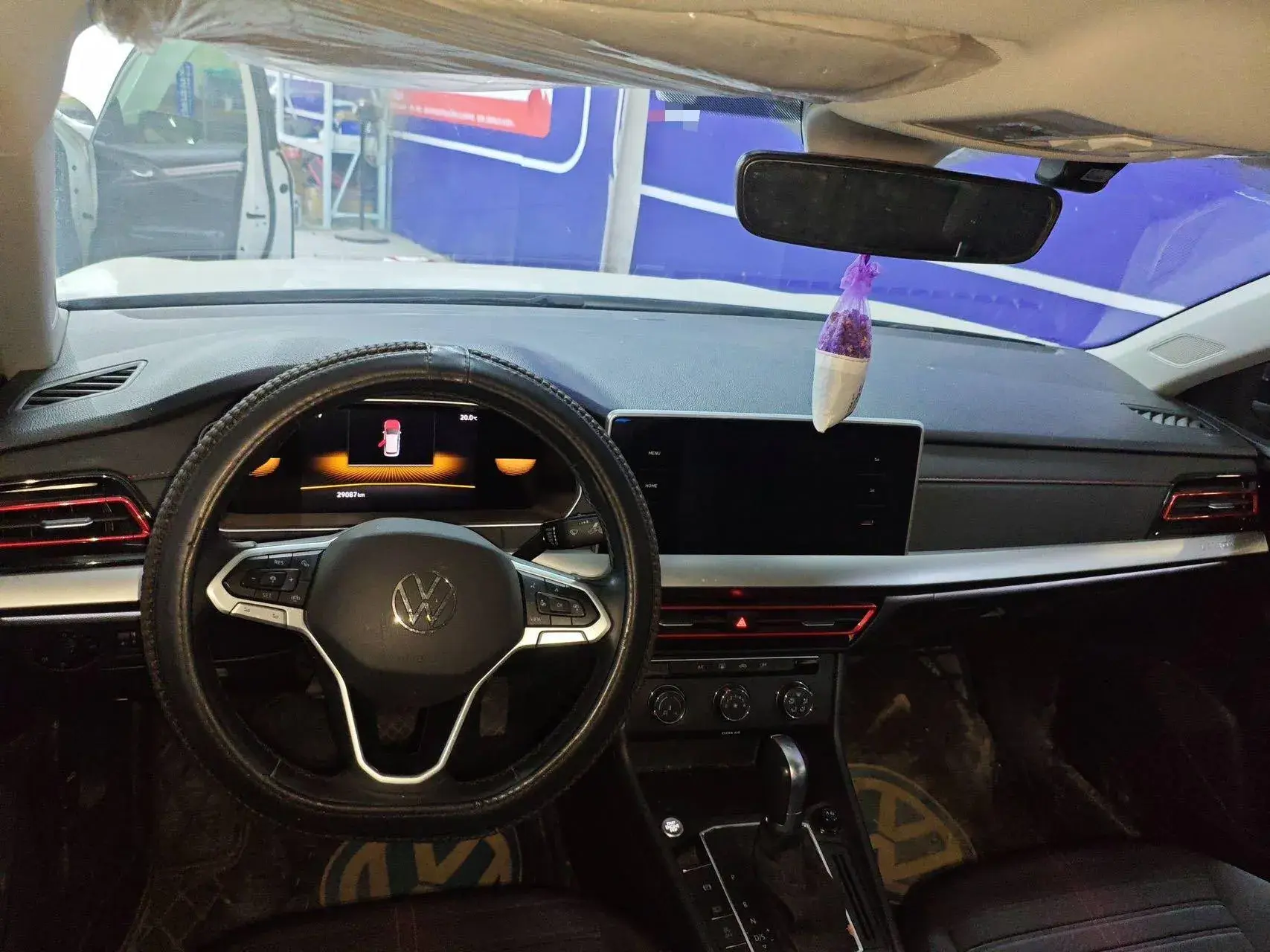 2023 VOLKSWAGEN LAVIDA thumbnail 3