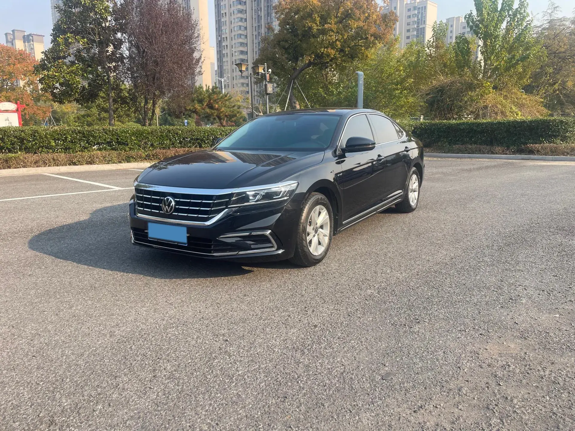2020 VOLKSWAGEN PASSAT view 1