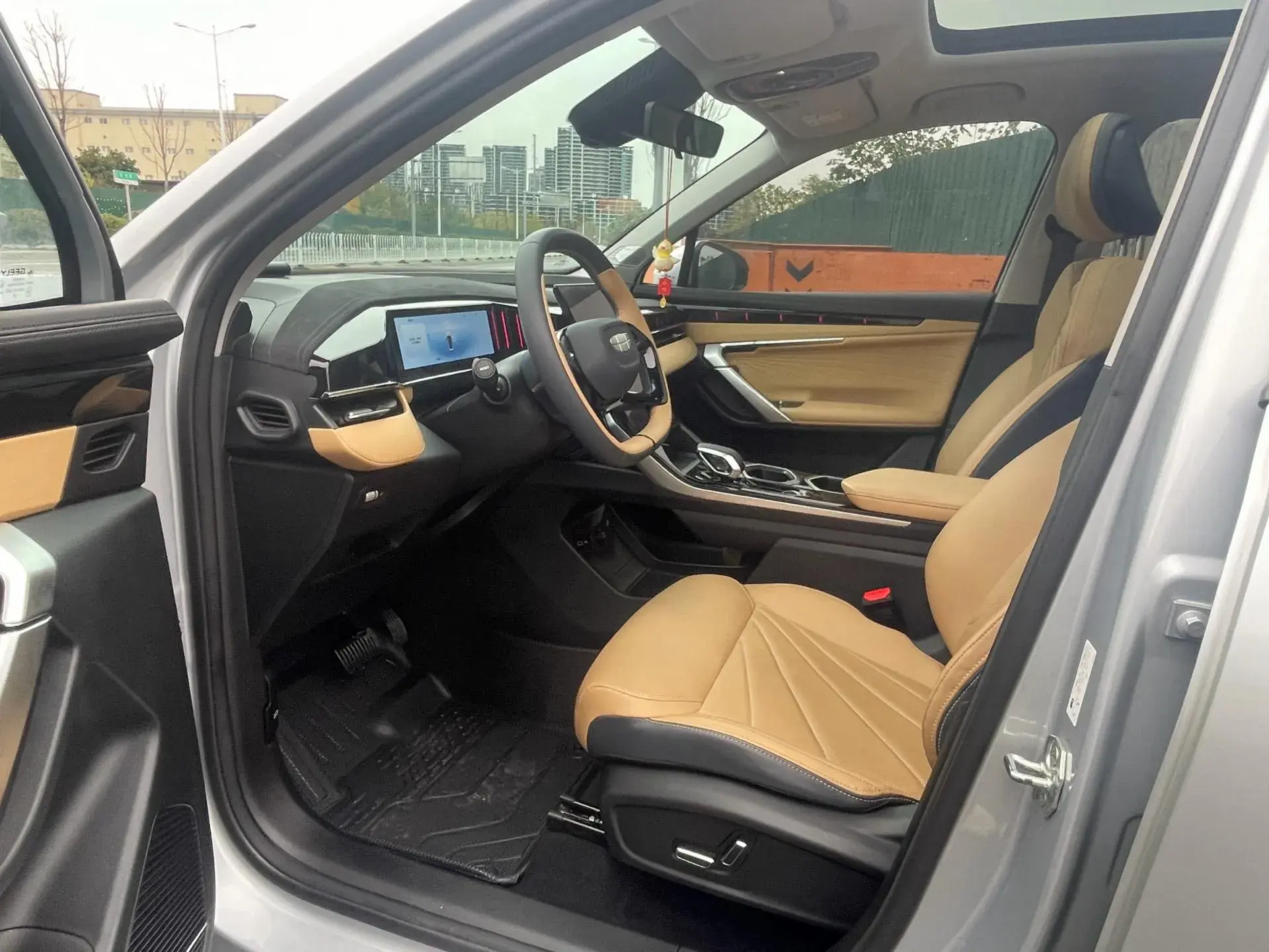 2023 GEELY STARRAY thumbnail 2