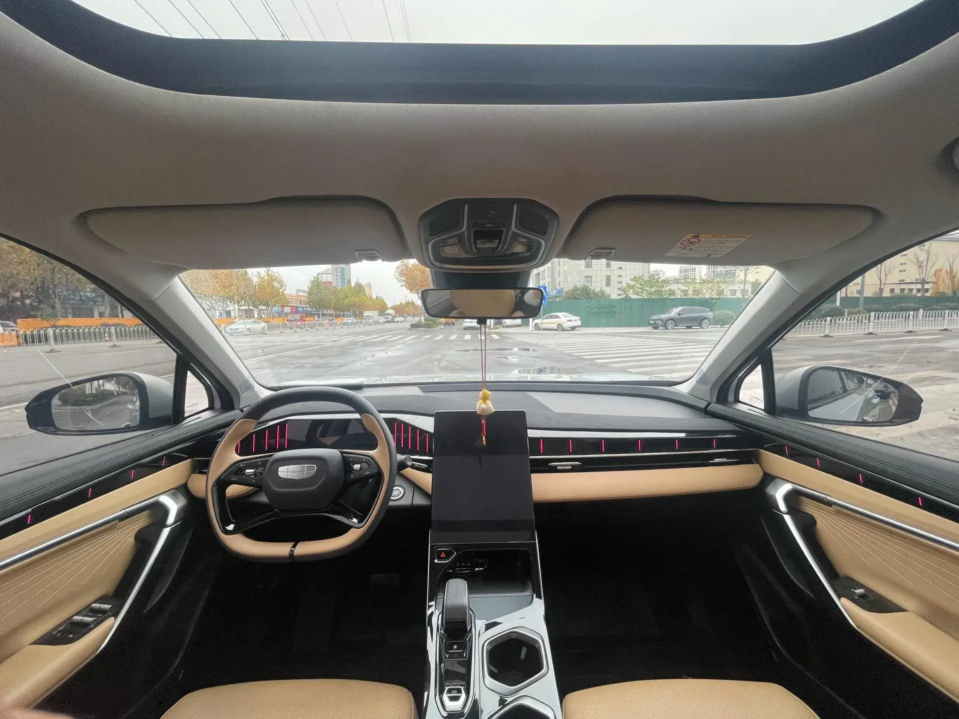 2023 GEELY STARRAY thumbnail 3