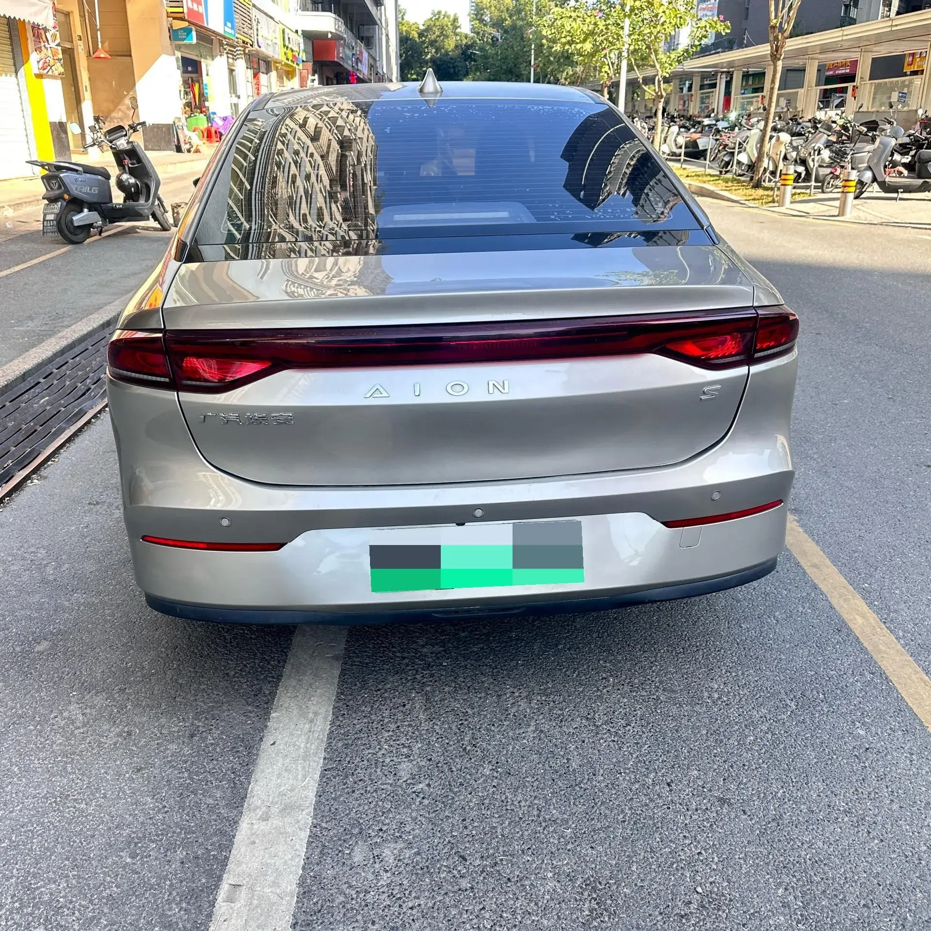 2023 AION S thumbnail 4