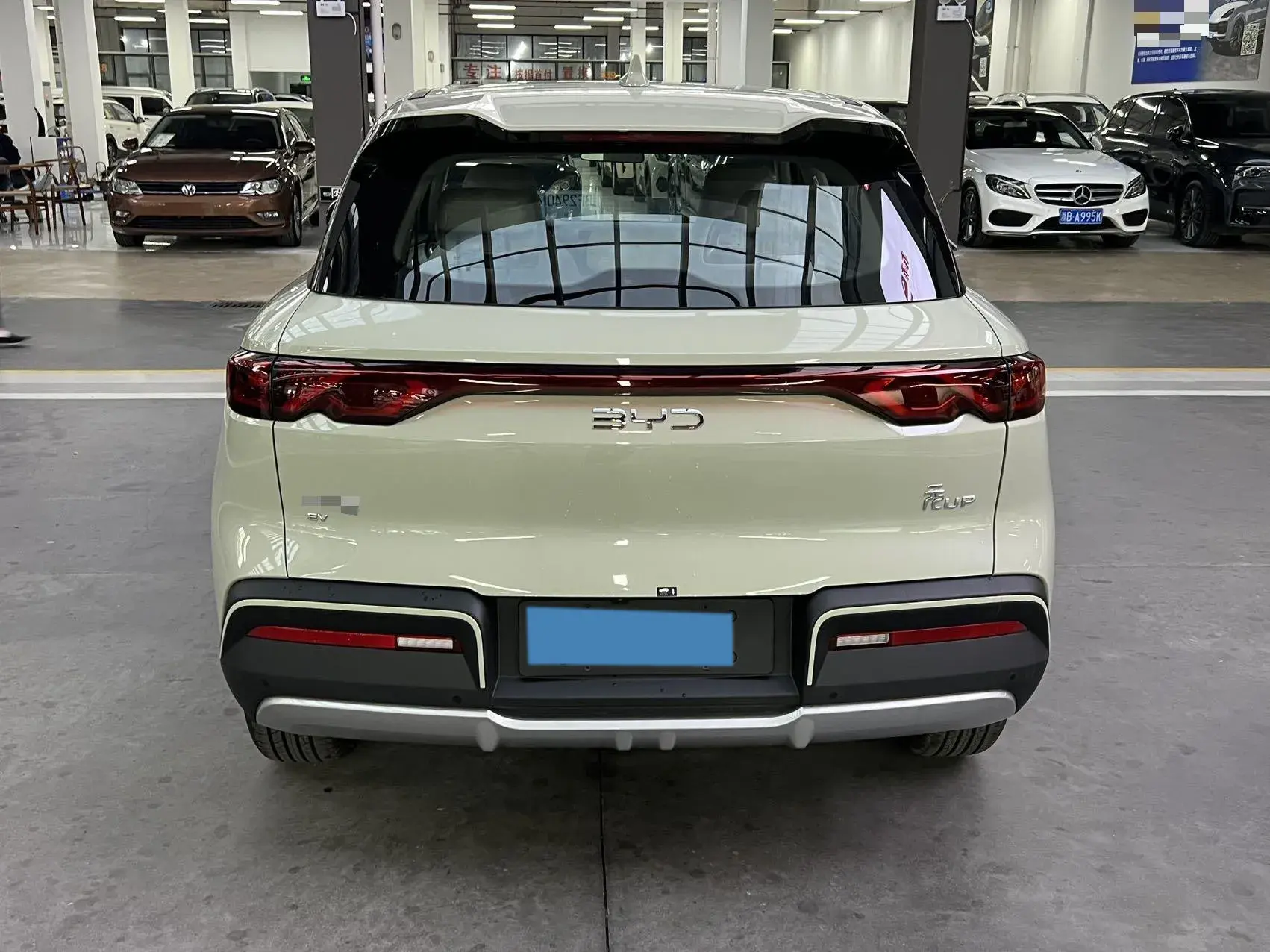 2025 BYD YUANUP thumbnail 3